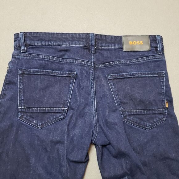 BOSS (Hugo Boss) Maine stylish classic regular fit jeans Size 34 - Picture 4 of 16